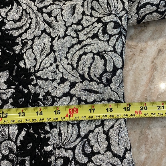 70's Wrap Dress - Picture 12 of 15